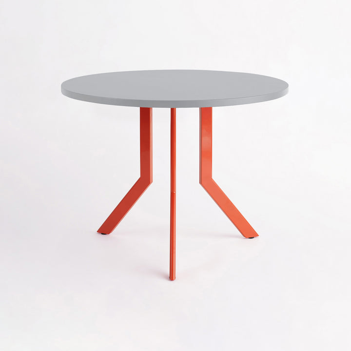 Standard Round Table - 3人掛け