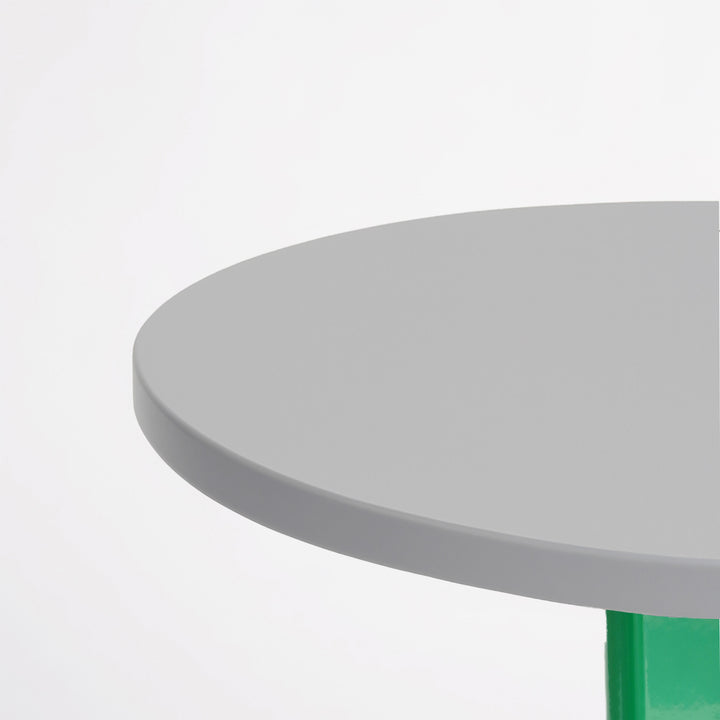 Standard Round Table - 2人掛け