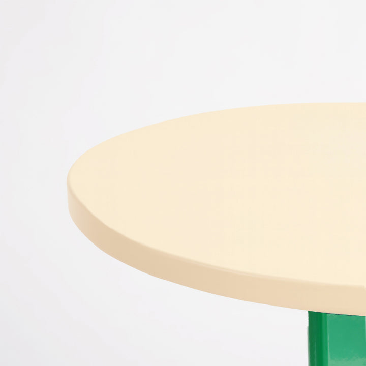 Standard Round Table - 2人掛け