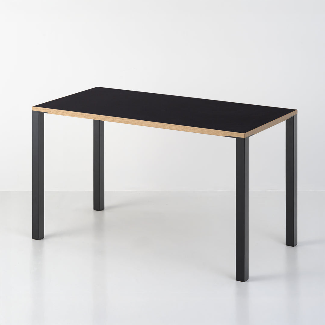 Minimal Color Desk