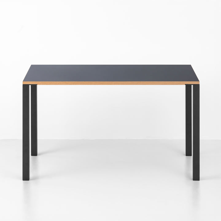 Minimal Color Desk