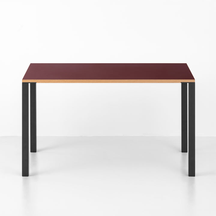 Minimal Color Desk