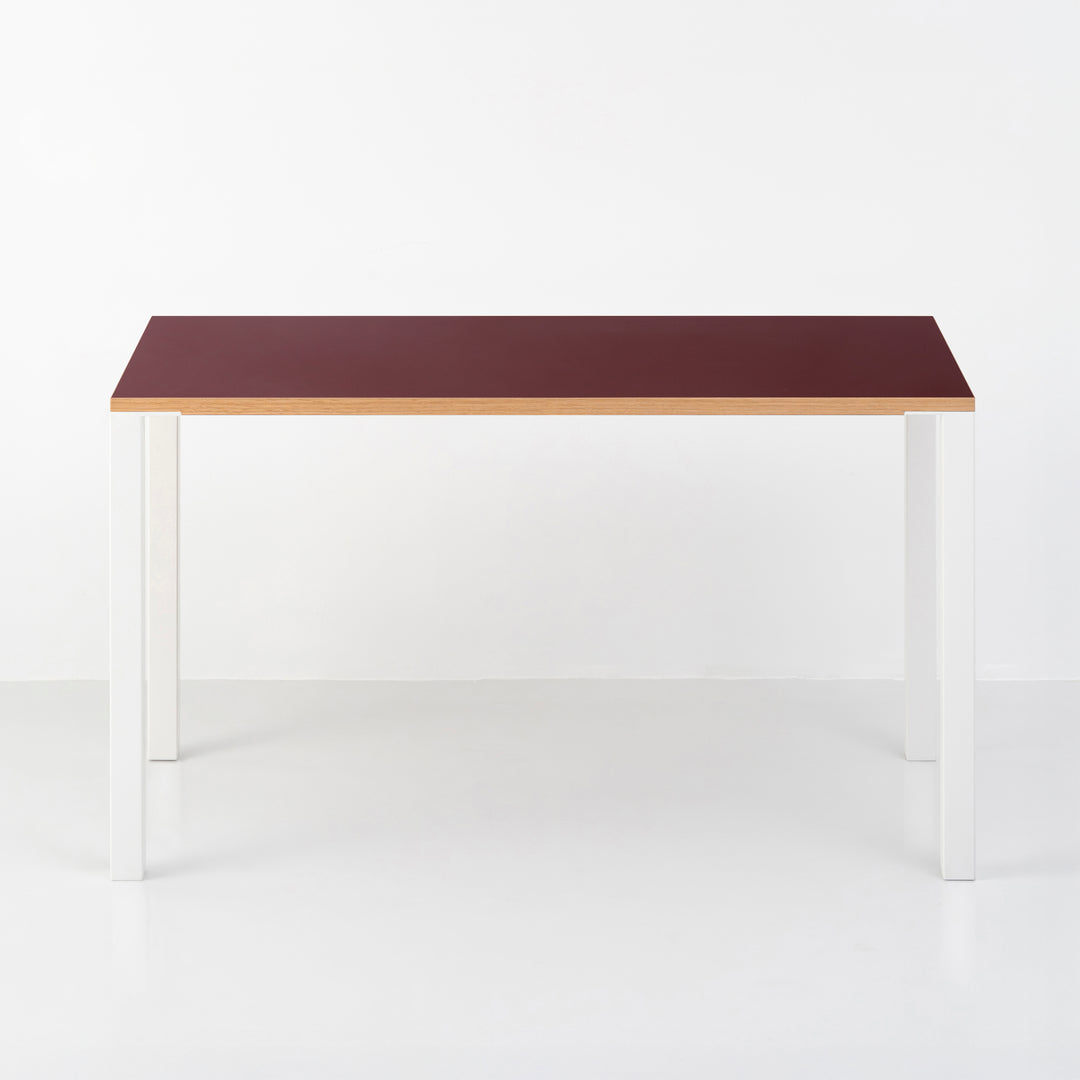Minimal Color Desk