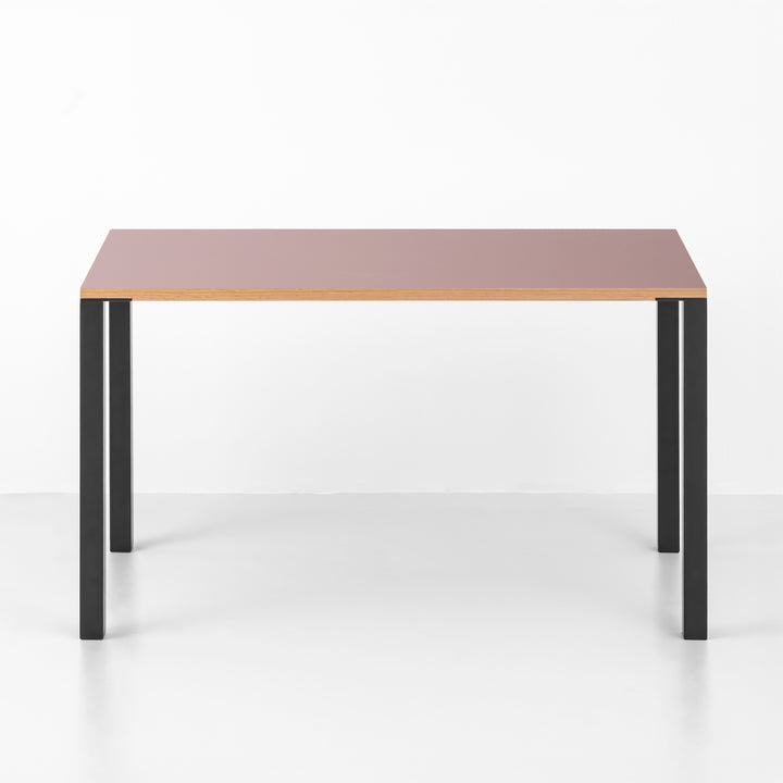 Minimal Color Desk
