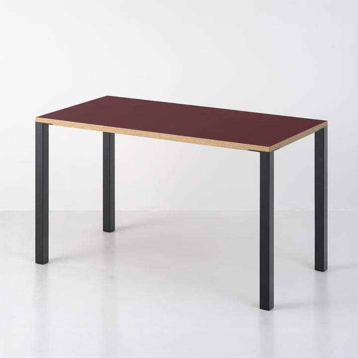 Minimal Color Desk