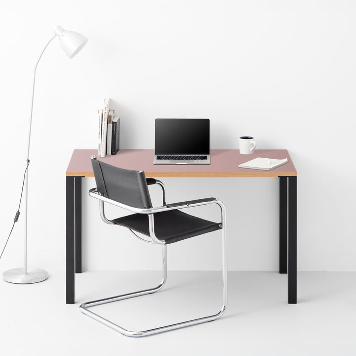 Minimal Color Desk