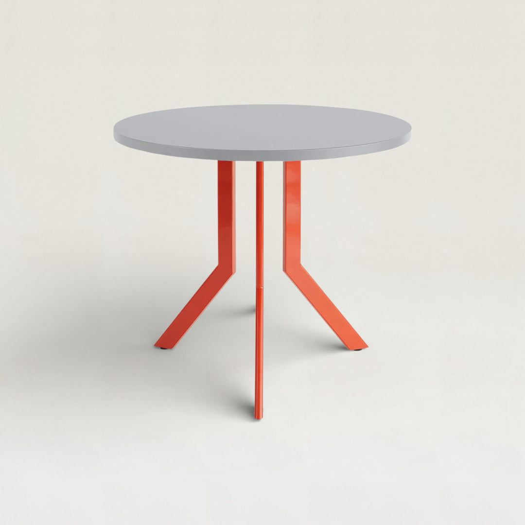 Standard Round Table -M-