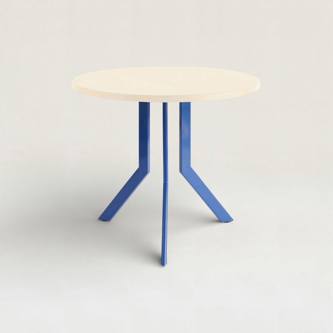 Standard Round Table -M-