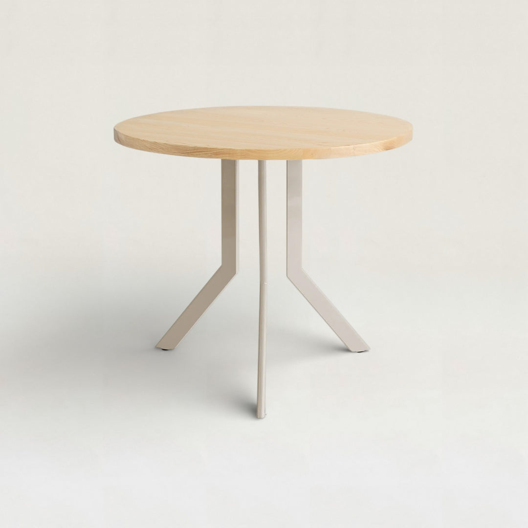 Standard Round Table -M-