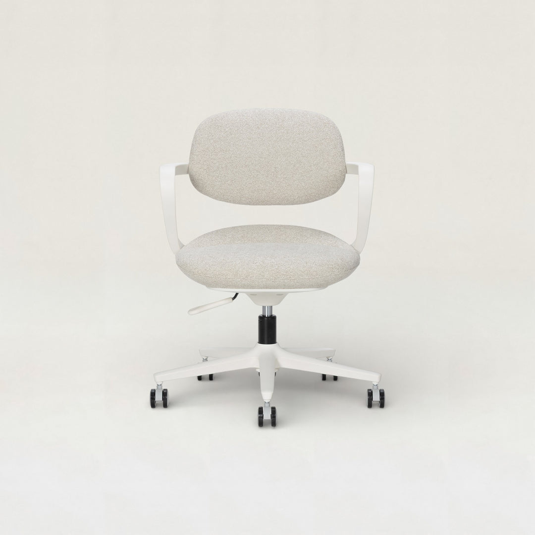 Arista Caster Chair