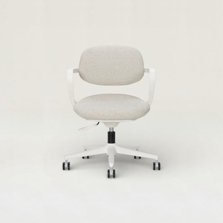 Arista Caster Chair