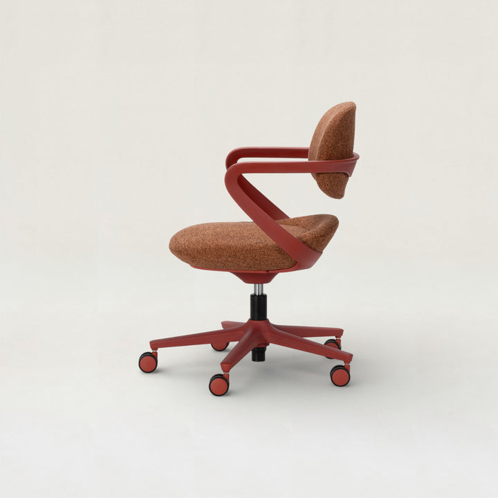 Arista Caster Chair