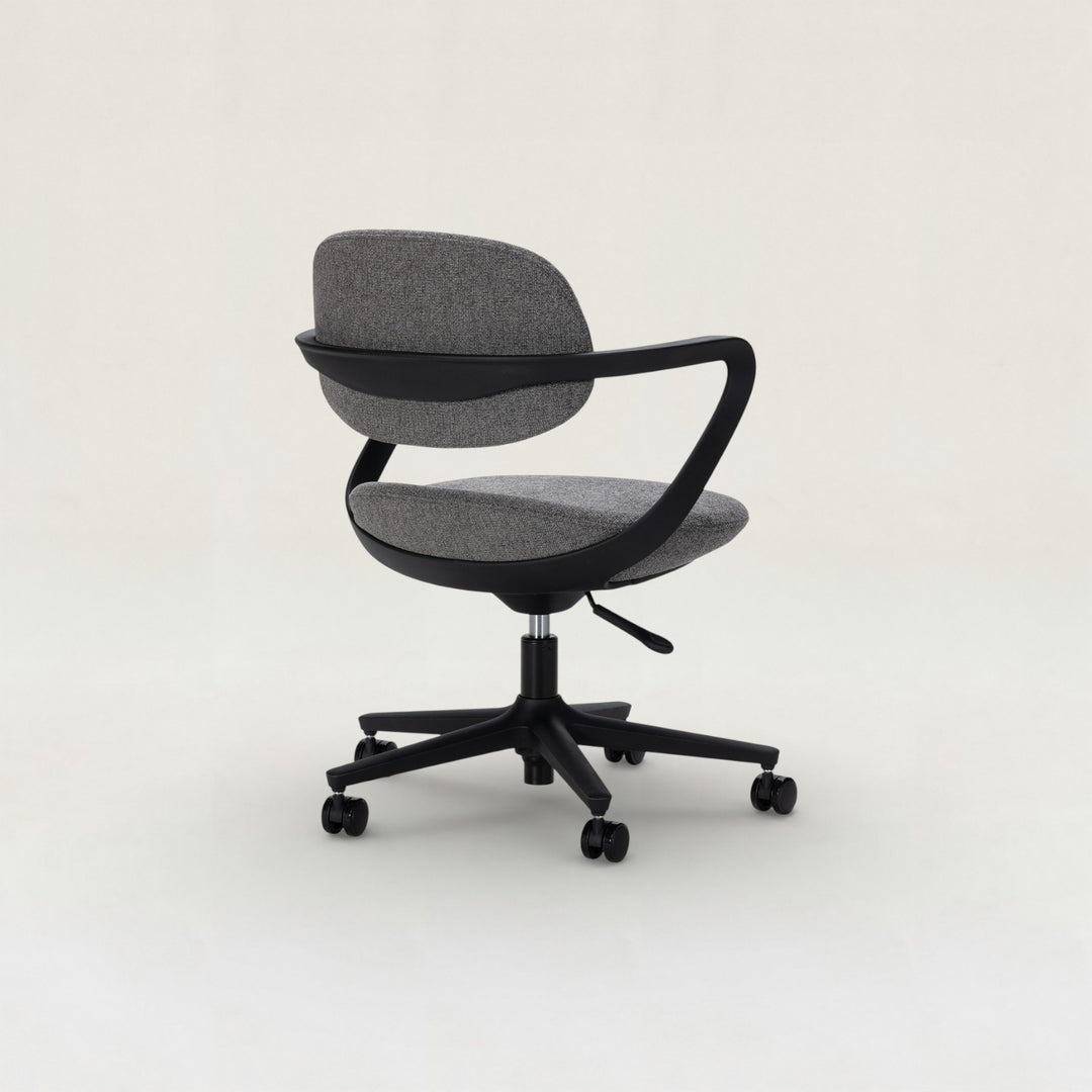 Arista Caster Chair