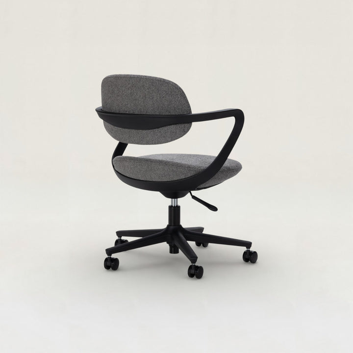 Arista Caster Chair