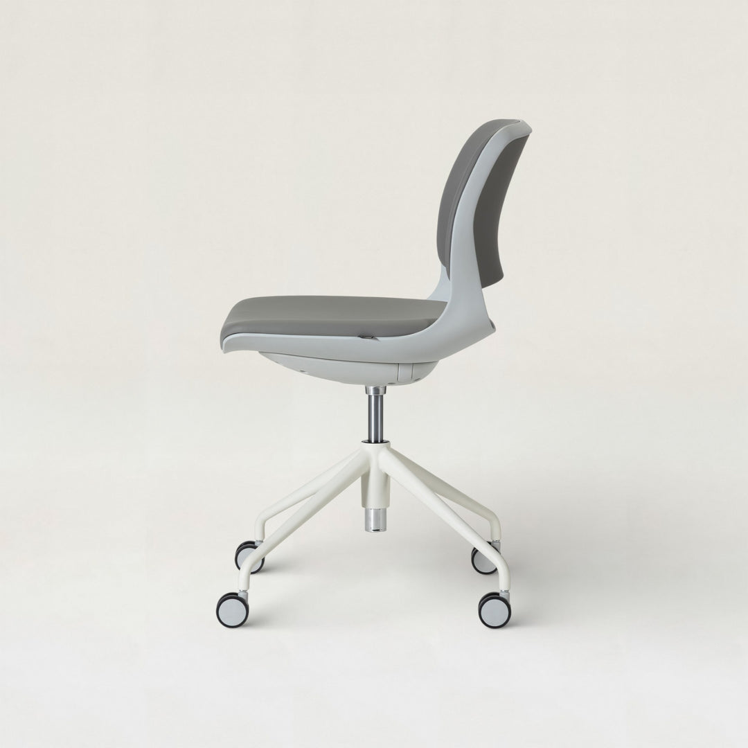 Now Ocus Chair