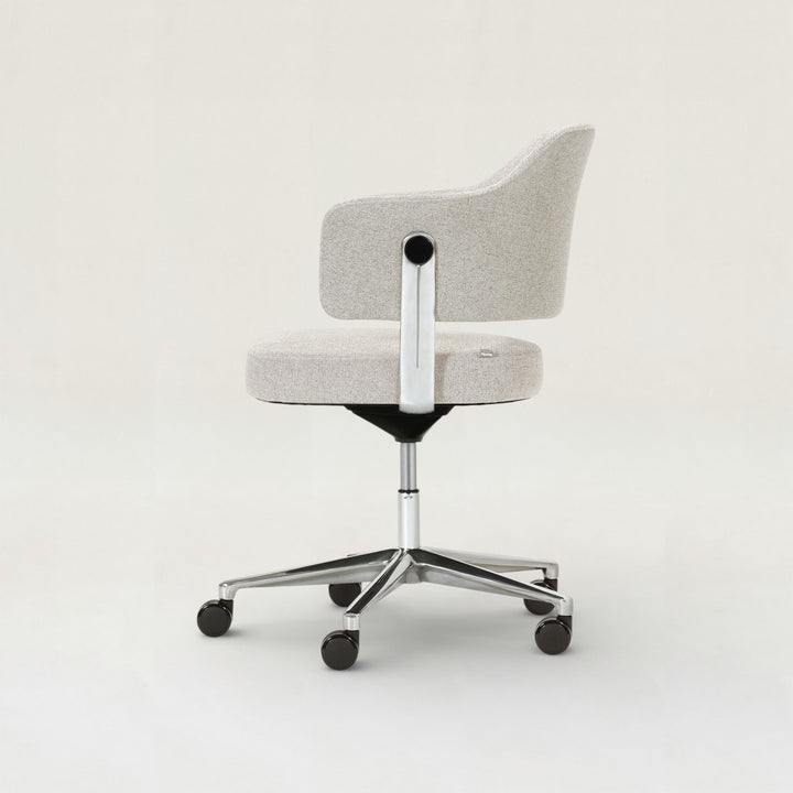 Nog Caster Chair