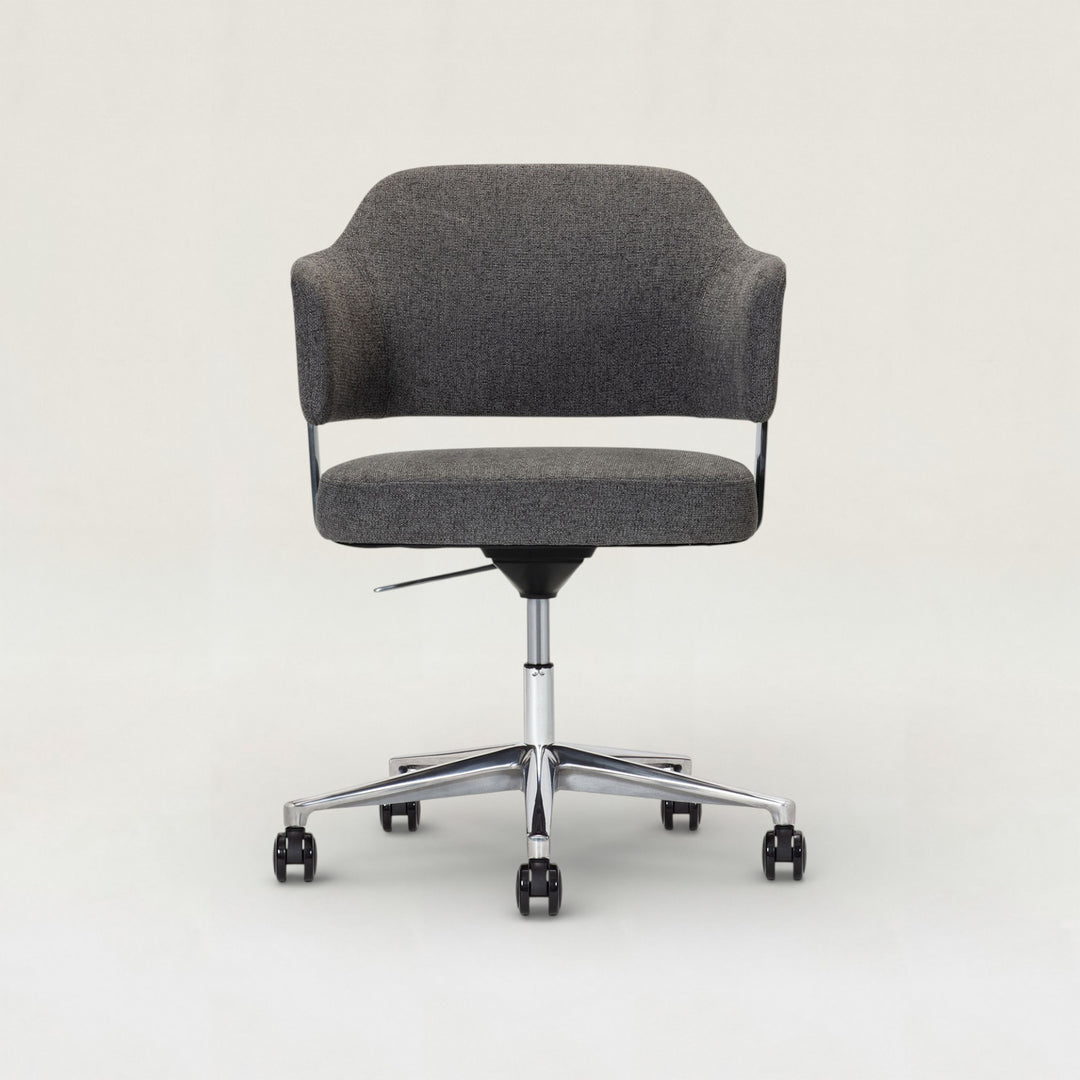 Nog Caster Chair