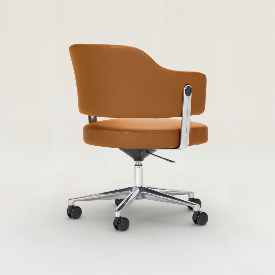Nog Caster Chair